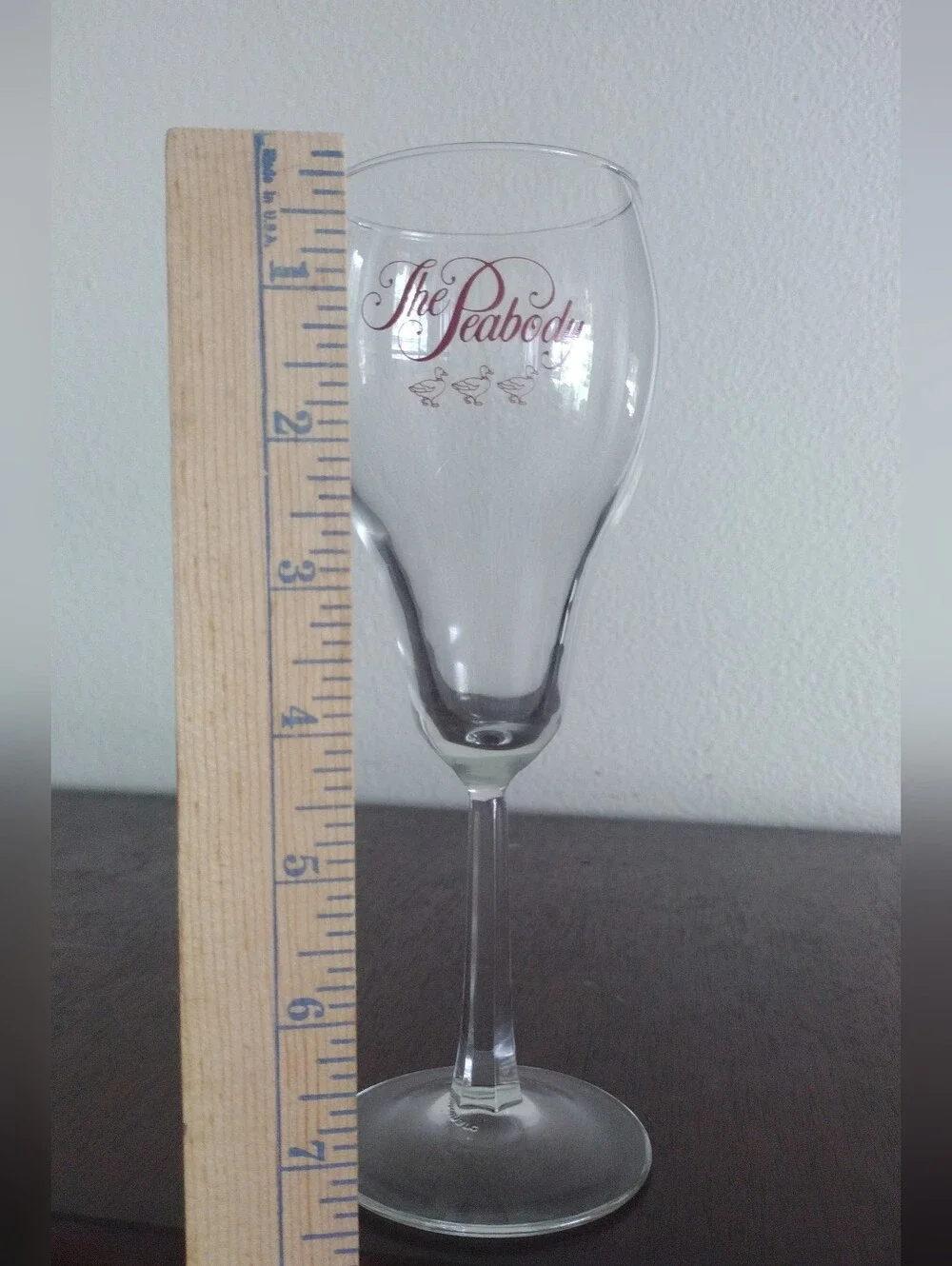 Peabody Hotel Ducks Logo Wine Champagne Glass  Vintage Collectible Souvenir